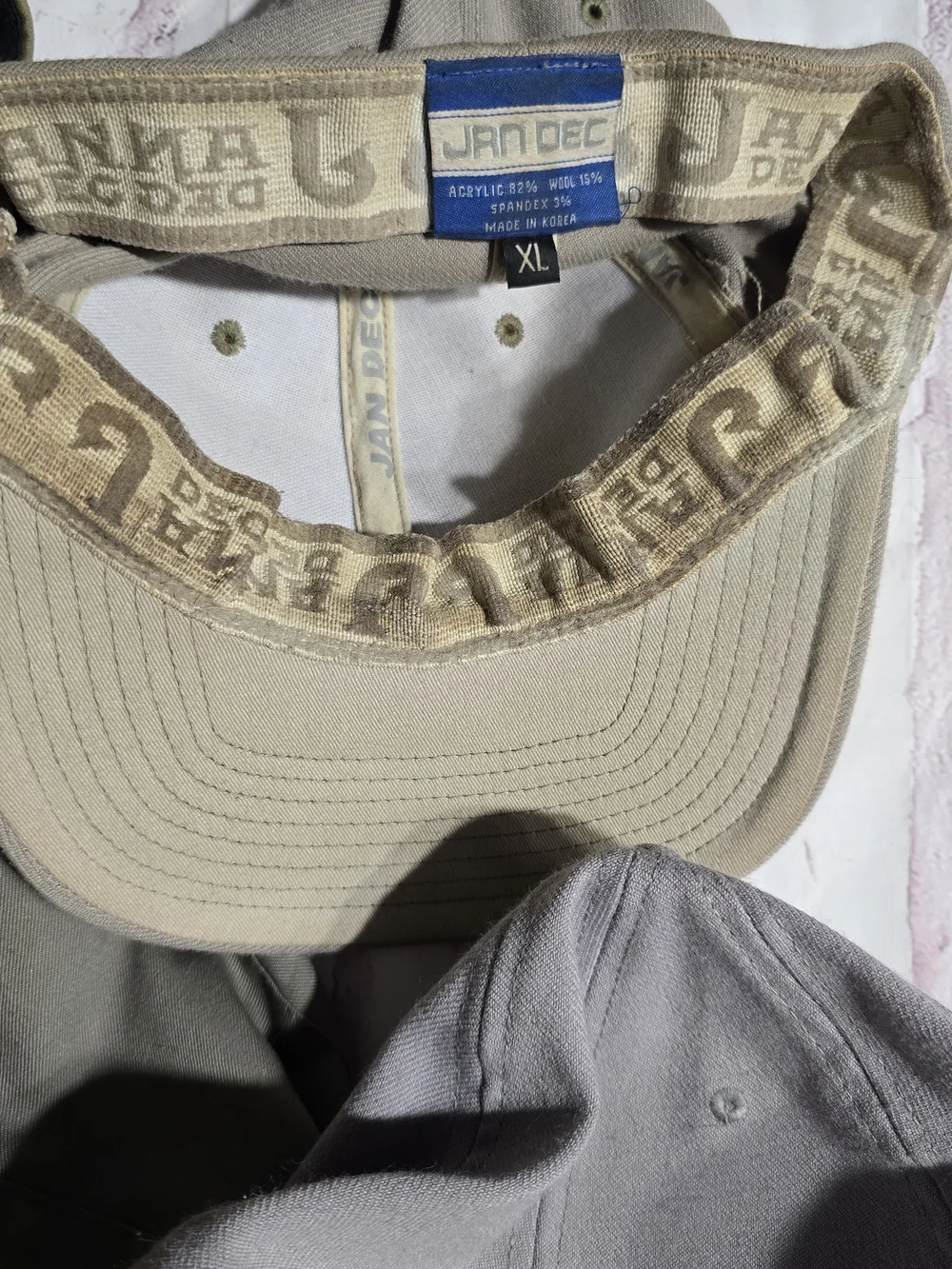 Lot of Assorted Neutral Baseball Caps - Brown, Olive, Khaki, Gray - Picture 5 of 16